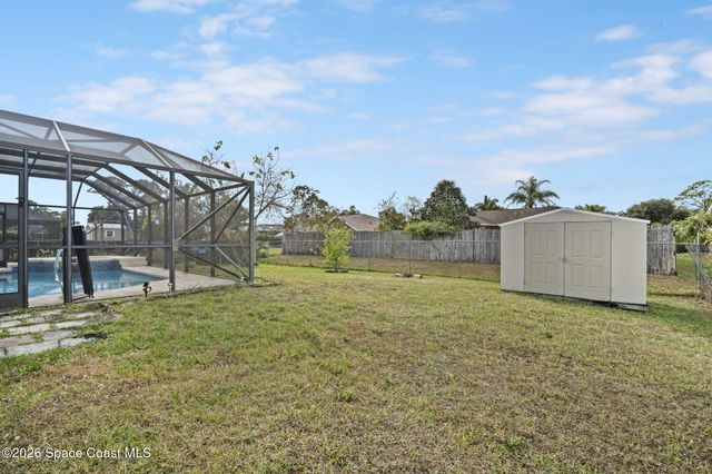 1240 Gustrow Avenue NW, Palm Bay, FL 32907