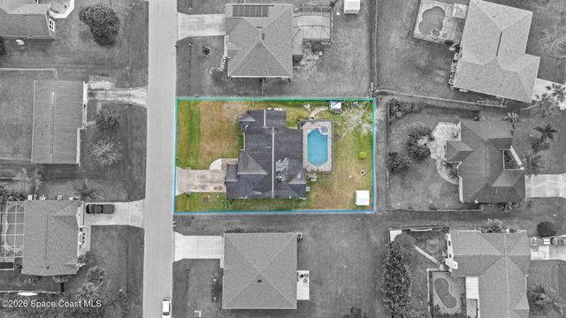 1240 Gustrow Avenue NW, Palm Bay, FL 32907