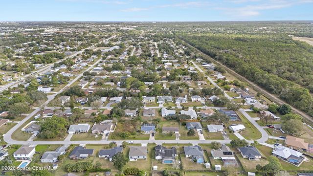 1240 Gustrow Avenue NW, Palm Bay, FL 32907