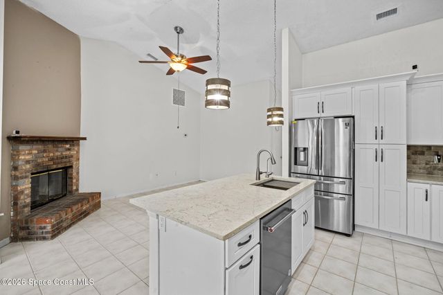 1240 Gustrow Avenue NW, Palm Bay, FL 32907