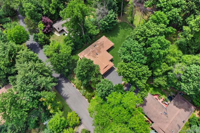 9 Tamarack Lane, Pomona, NY 10970