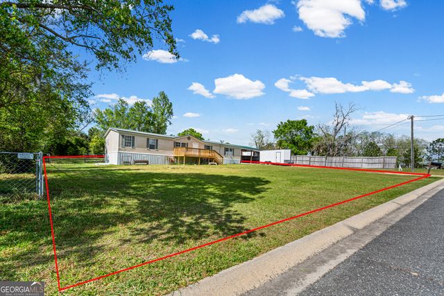 1916 Danielle Drive, Waycross, GA 31503