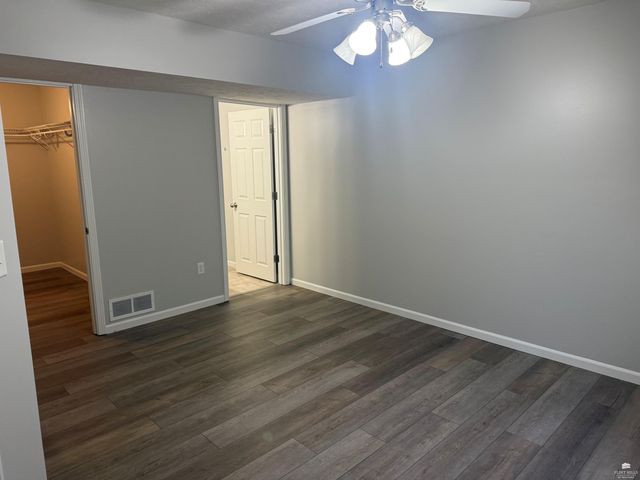 3893 Golden Eagle Drive, Manhattan, KS 66502