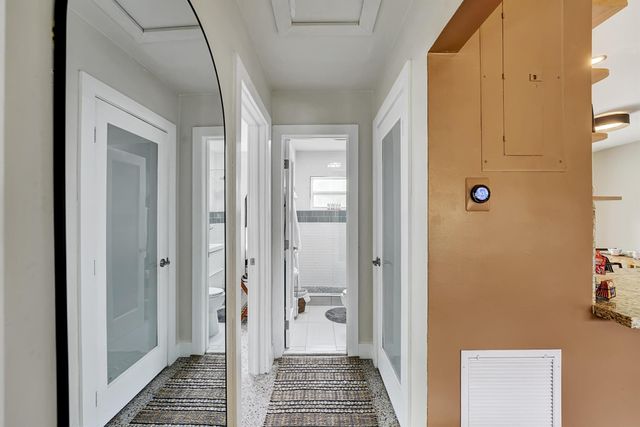 820 NE 17th Street, Fort Lauderdale, FL 33305