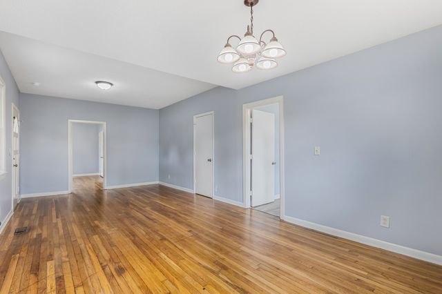 122 22nd Ave, E, Springfield, TN 37172