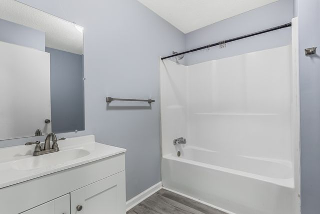 122 22nd Ave, E, Springfield, TN 37172