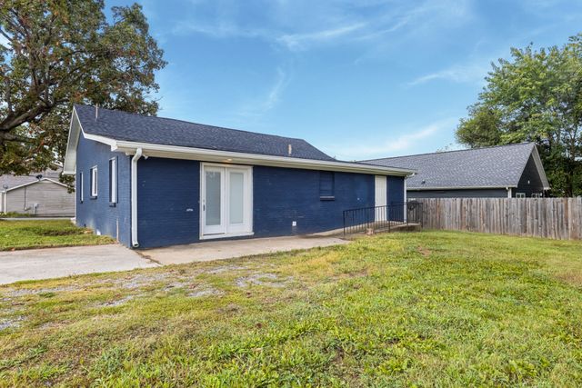122 22nd Ave, E, Springfield, TN 37172