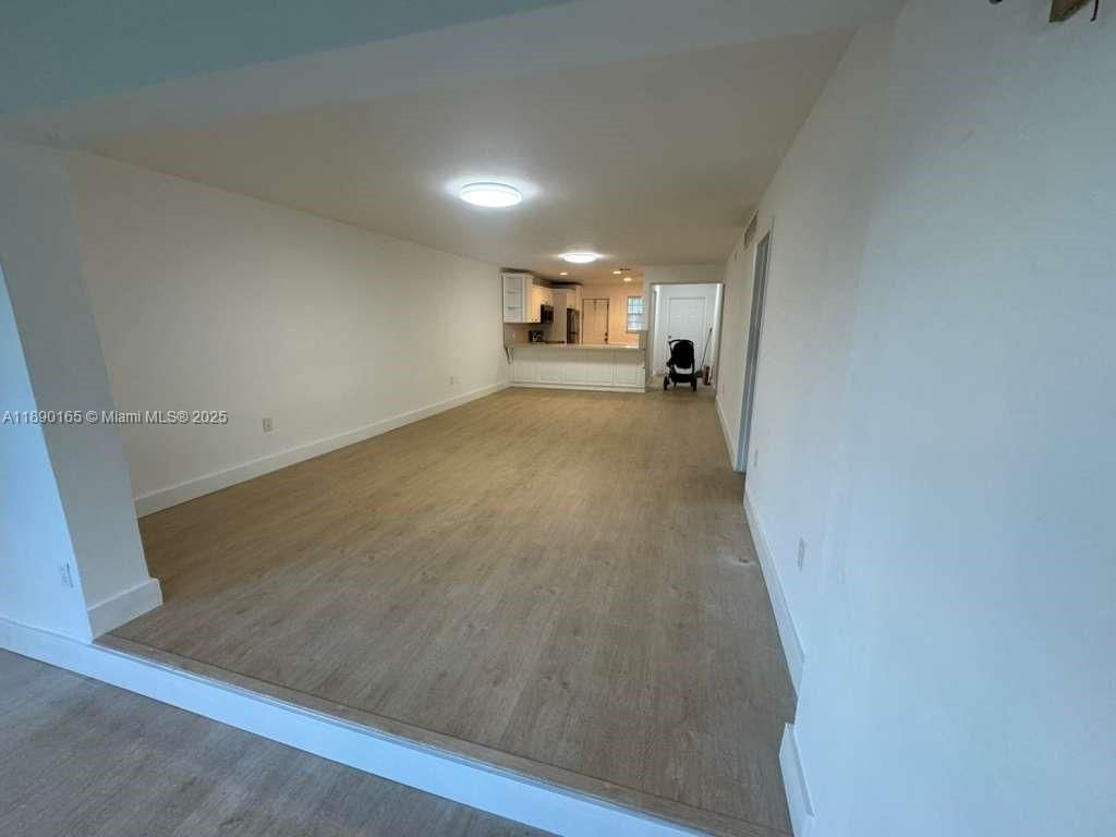 1550 NE 191st St 310, Miami, FL 33179