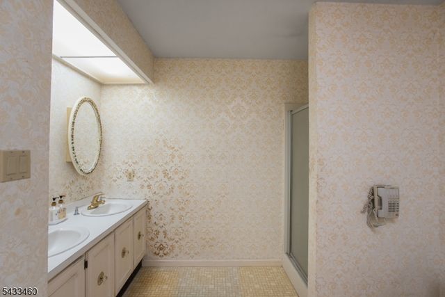 110 Edgewood Ave, Green Brook Twp., NJ 08812
