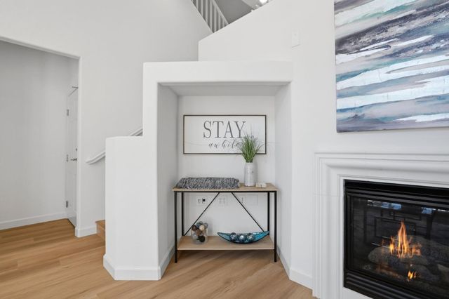 575 Moreland Way, Santa Clara, CA 95054