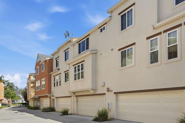 575 Moreland Way, Santa Clara, CA 95054