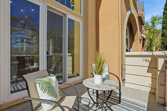 575 Moreland Way, Santa Clara, CA 95054