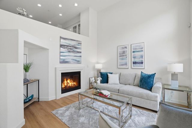 575 Moreland Way, Santa Clara, CA 95054