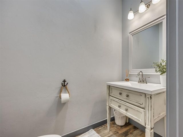 12035 Old Homestead Trail, Guthrie, OK 73044