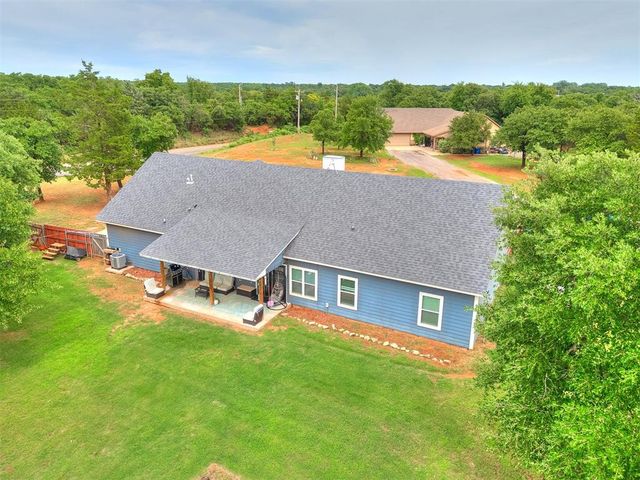 12035 Old Homestead Trail, Guthrie, OK 73044