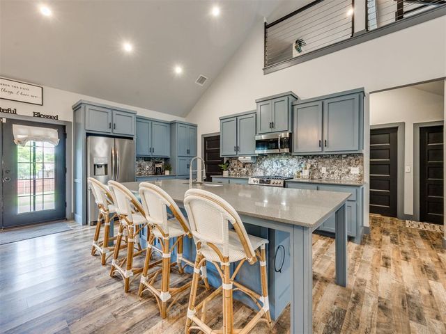 12035 Old Homestead Trail, Guthrie, OK 73044