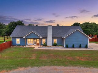 12035 Old Homestead Trail, Guthrie, OK 73044