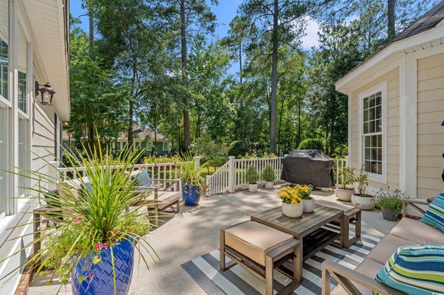 93 Knotty Pine Way, Murrells Inlet, SC 29576