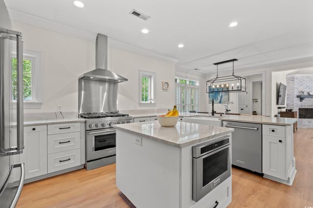 93 Knotty Pine Way, Murrells Inlet, SC 29576