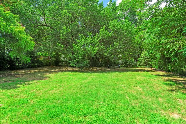 1015 Wilshire Boulevard, Arlington, TX 76012