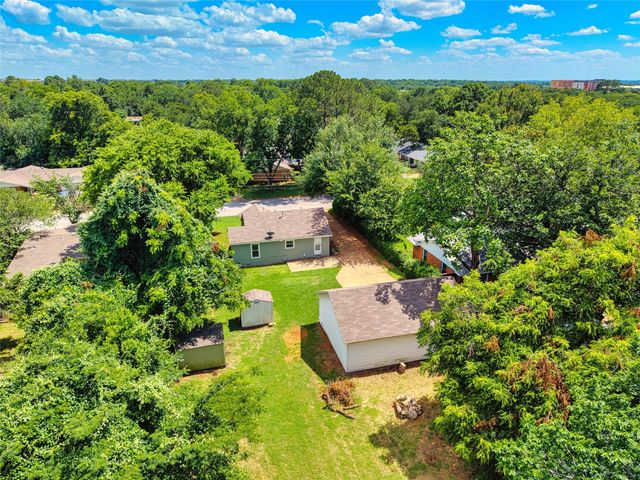 1015 Wilshire Boulevard, Arlington, TX 76012
