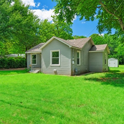 1015 Wilshire Boulevard, Arlington, TX 76012