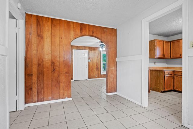 1015 Wilshire Boulevard, Arlington, TX 76012