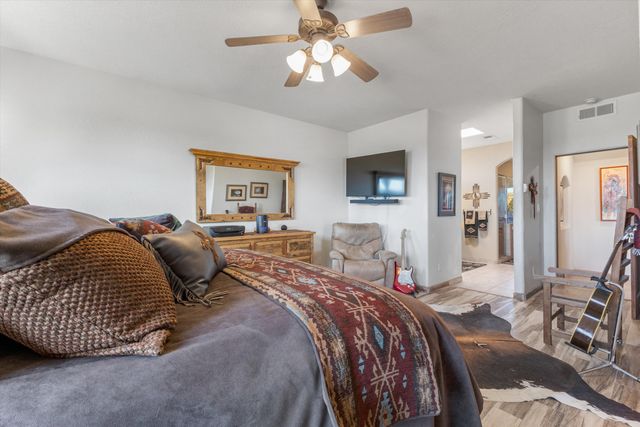 4 Cielo Norte, Placitas, NM 87043