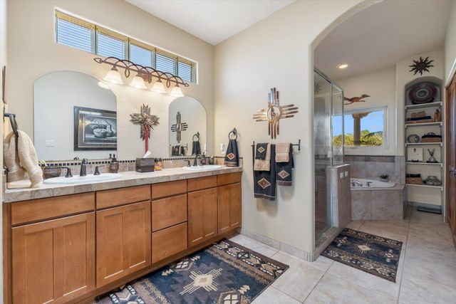4 Cielo Norte, Placitas, NM 87043