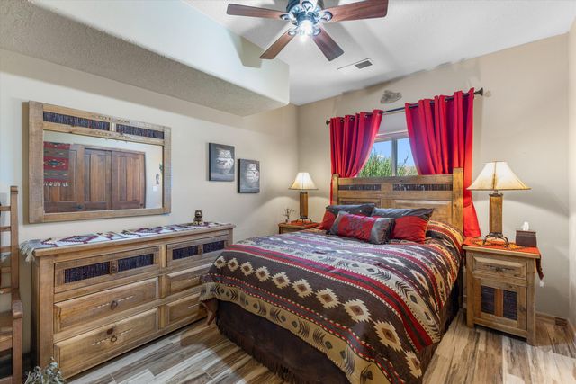 4 Cielo Norte, Placitas, NM 87043