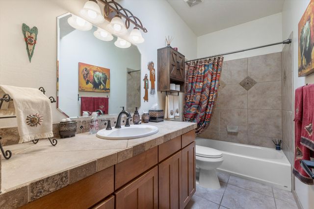 4 Cielo Norte, Placitas, NM 87043