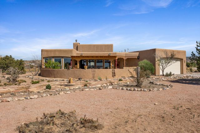 4 Cielo Norte, Placitas, NM 87043