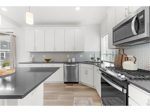1027 Highview Dr, Erie, CO 80516