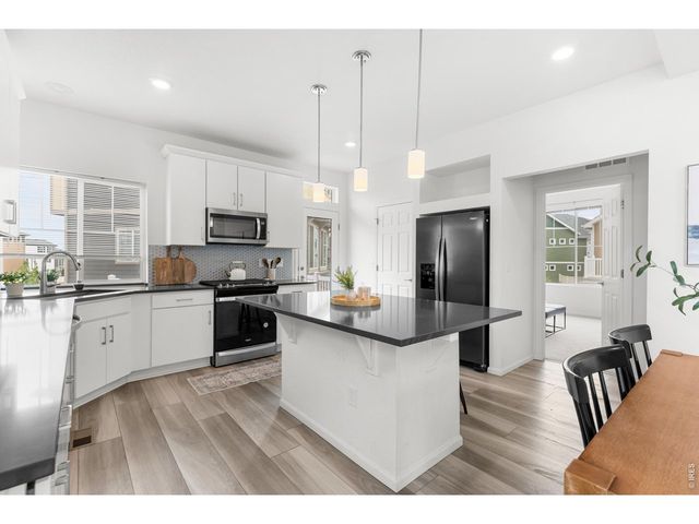 1027 Highview Dr, Erie, CO 80516