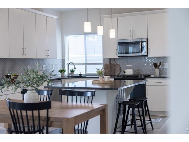 1027 Highview Dr, Erie, CO 80516