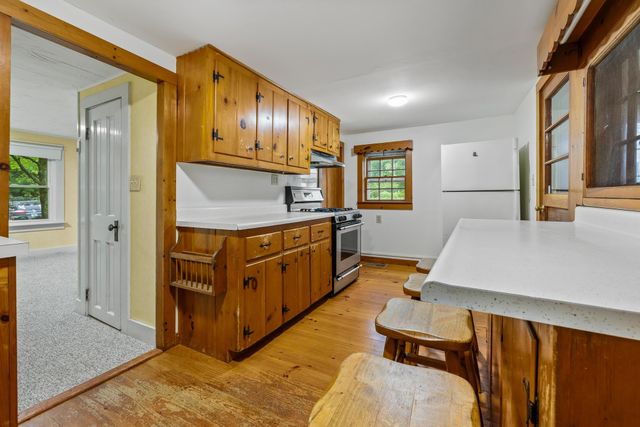 712 VT Route 30, Dorset, VT 05251