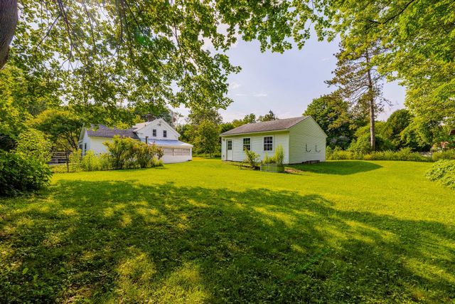 712 VT Route 30, Dorset, VT 05251