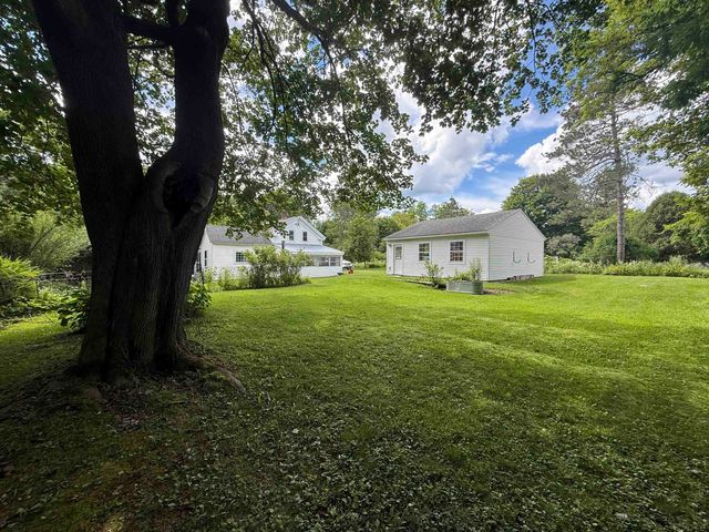 712 VT Route 30, Dorset, VT 05251