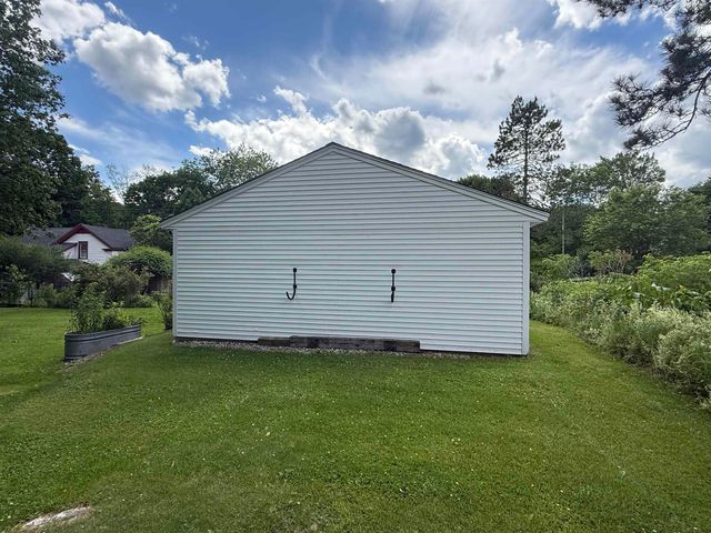 712 VT Route 30, Dorset, VT 05251