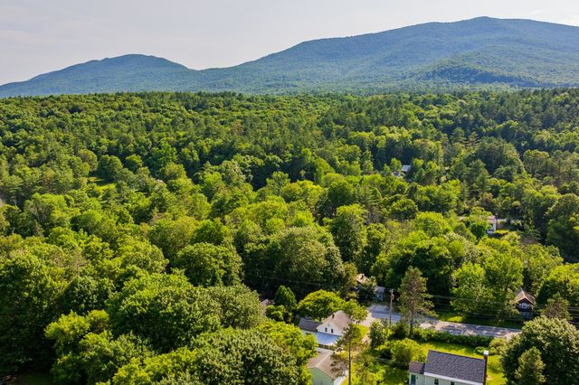 712 VT Route 30, Dorset, VT 05251
