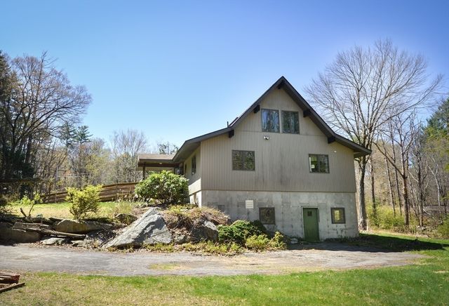 31 French Dr, Boylston, MA 01505