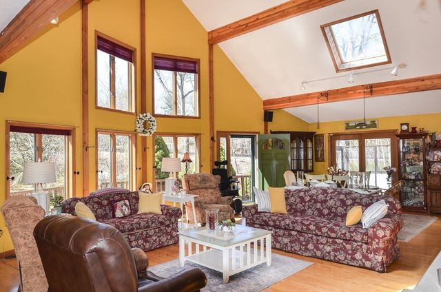 31 French Dr, Boylston, MA 01505