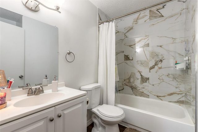 1650 11TH AVENUE, Deland, FL 32724