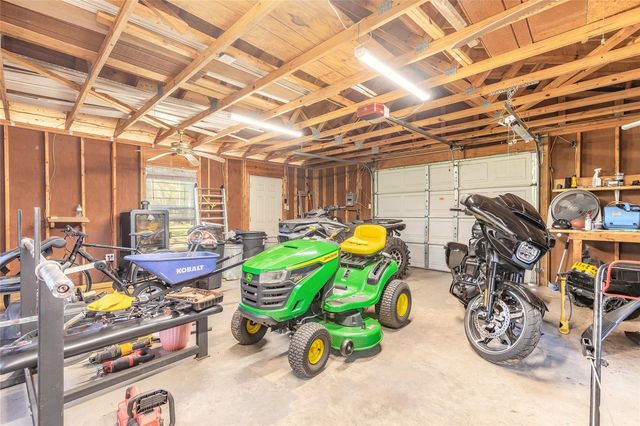 1650 11TH AVENUE, Deland, FL 32724