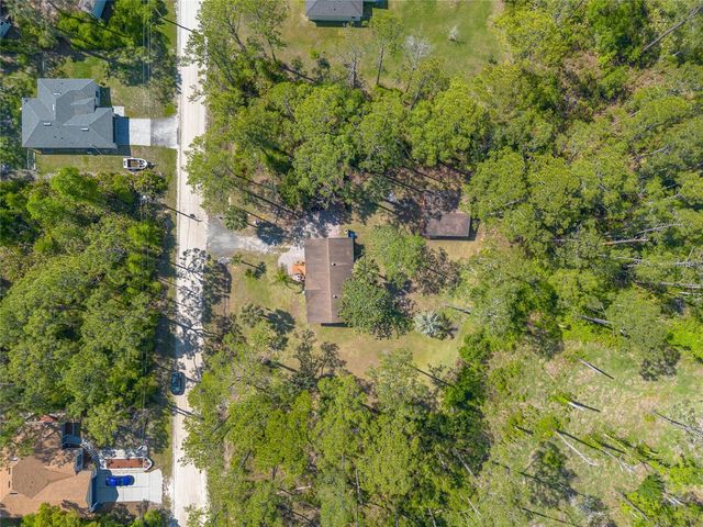 1650 11TH AVENUE, Deland, FL 32724