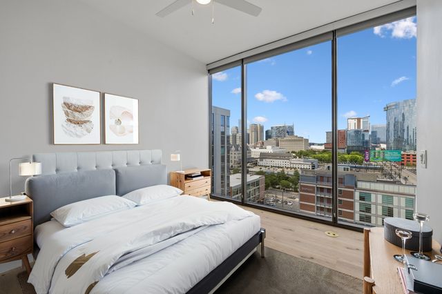 1212 Demonbreun St Apt 815, Nashville, TN 37203