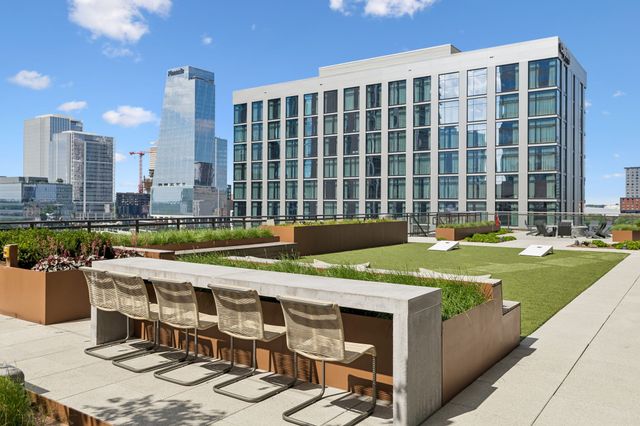 1212 Demonbreun St Apt 815, Nashville, TN 37203