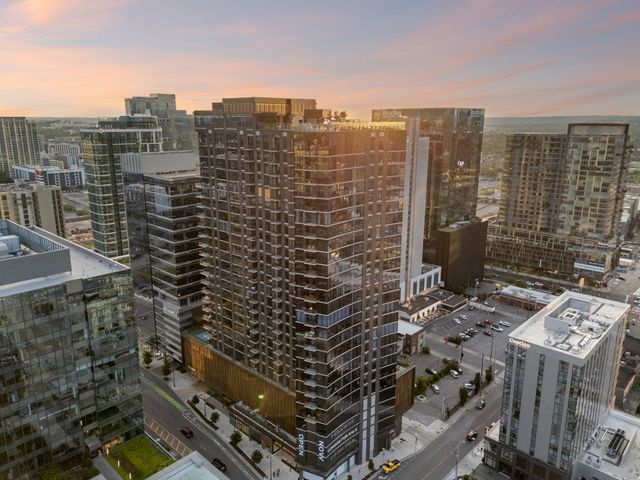 1212 Demonbreun St Apt 815, Nashville, TN 37203
