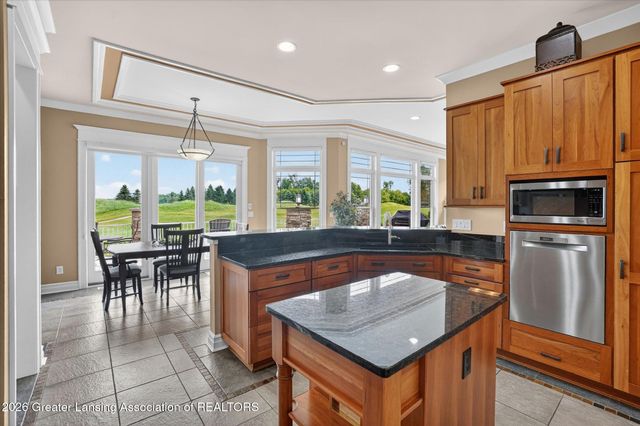 624 Aquila Drive, East Lansing, MI 48823
