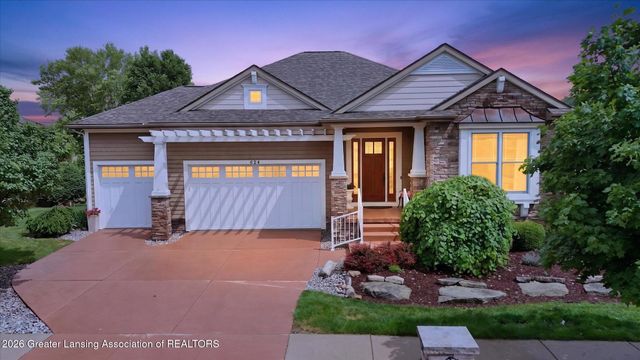 624 Aquila Drive, East Lansing, MI 48823